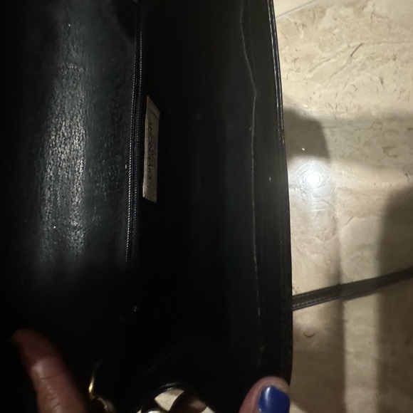 Vintage Givenchy Black Leather Shoulder bag. - Picture 7 of 16